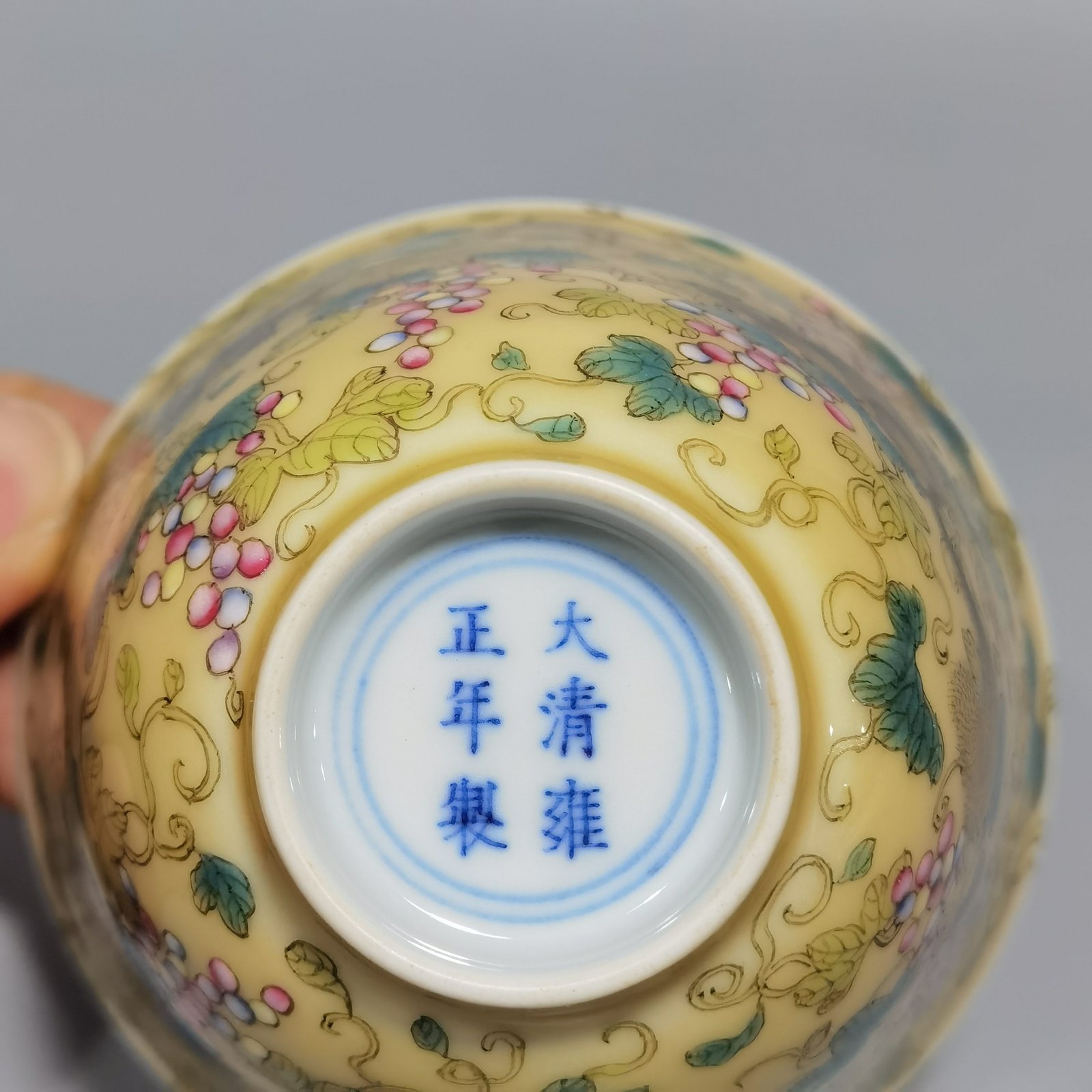 Qing Dynasty Yongzheng A pair of beige-glazed pastel squirrel-grape cups