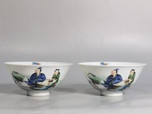 Qing Dynasty Yongzheng pastel color character story picture bamboo hat cup