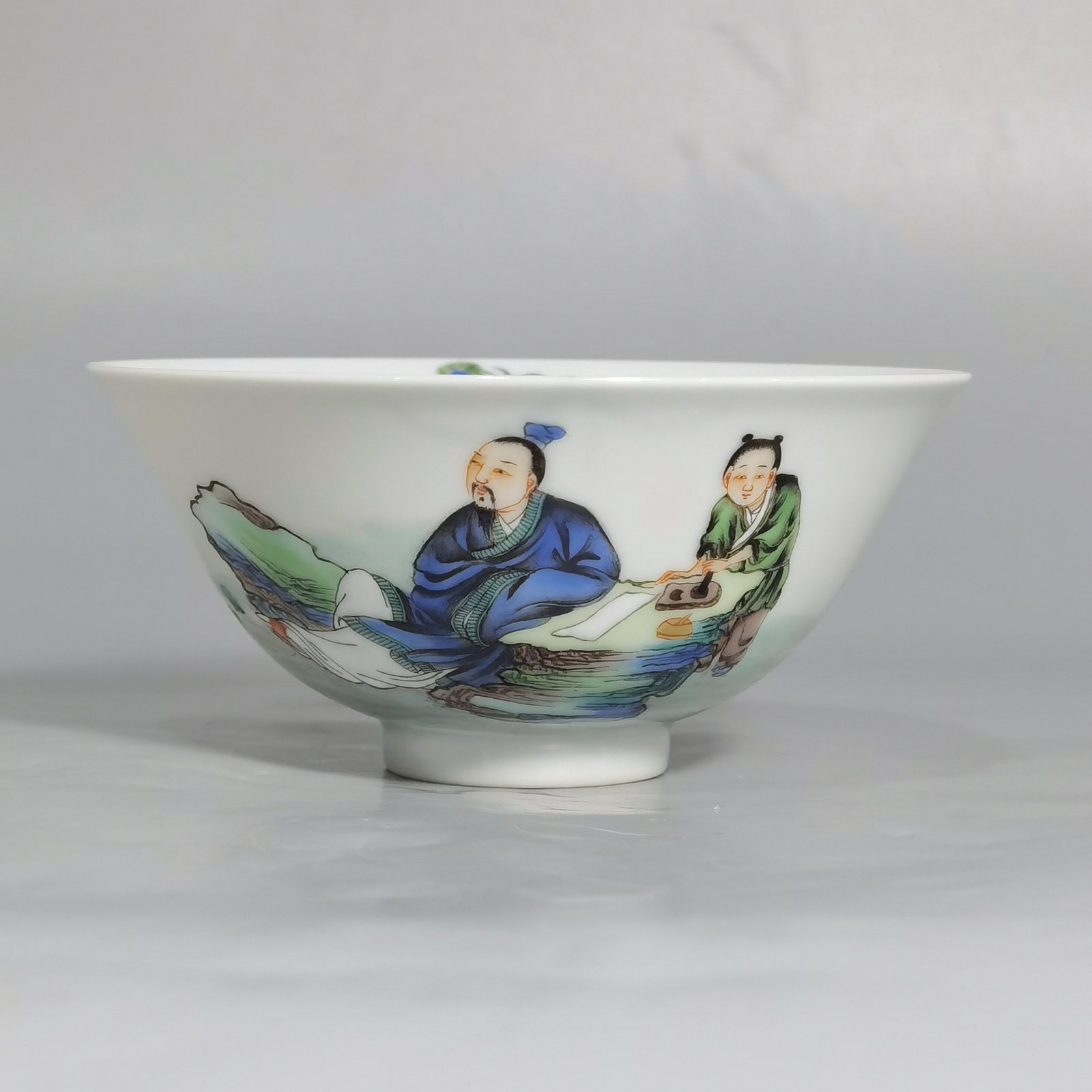 Qing Dynasty Yongzheng pastel color character story picture bamboo hat cup