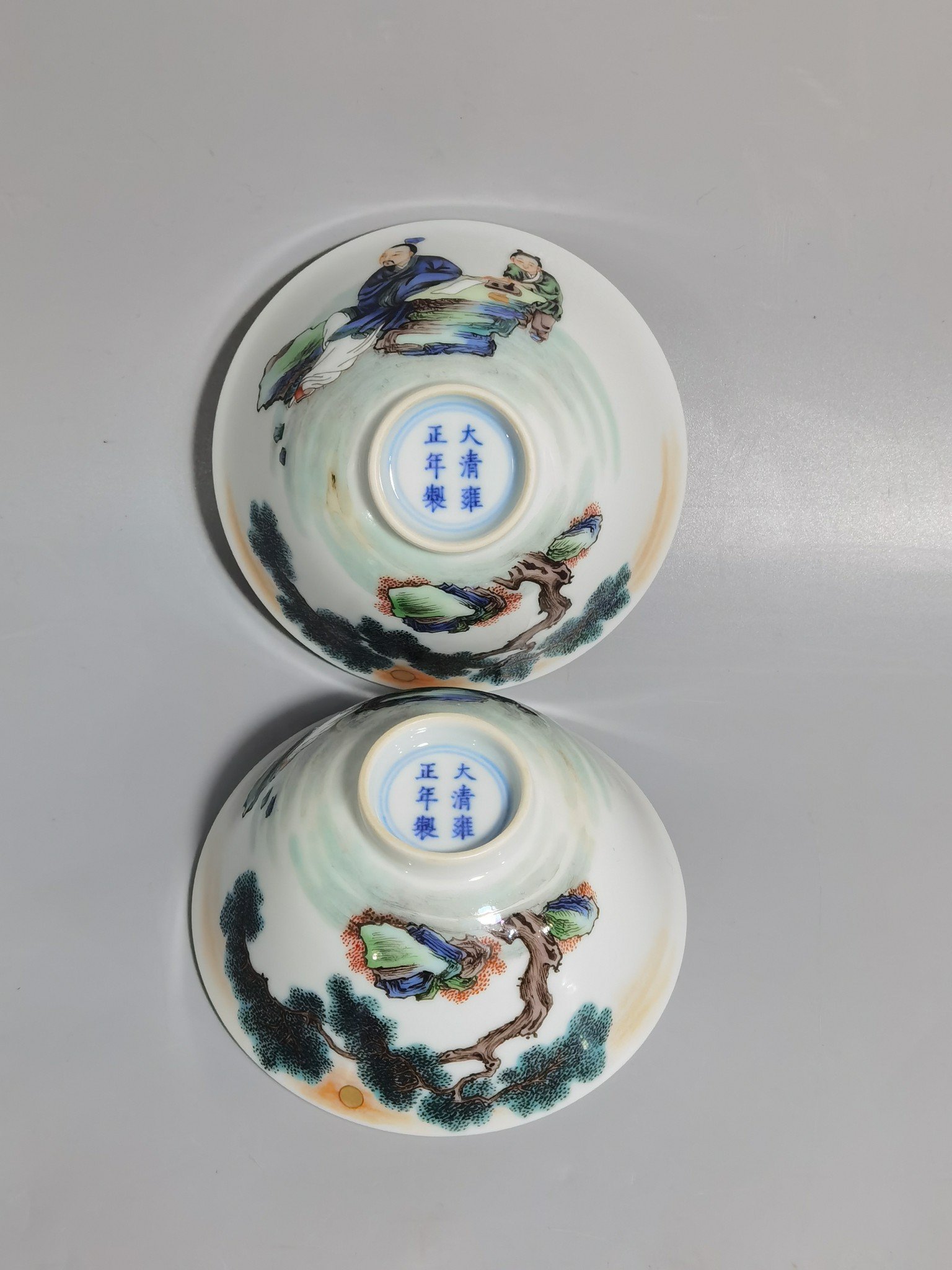 Qing Dynasty Yongzheng pastel color character story picture bamboo hat cup