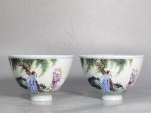 Qing Dynasty Yongzheng Pastel Bole Xiangma picture and poem with chicken heart cup