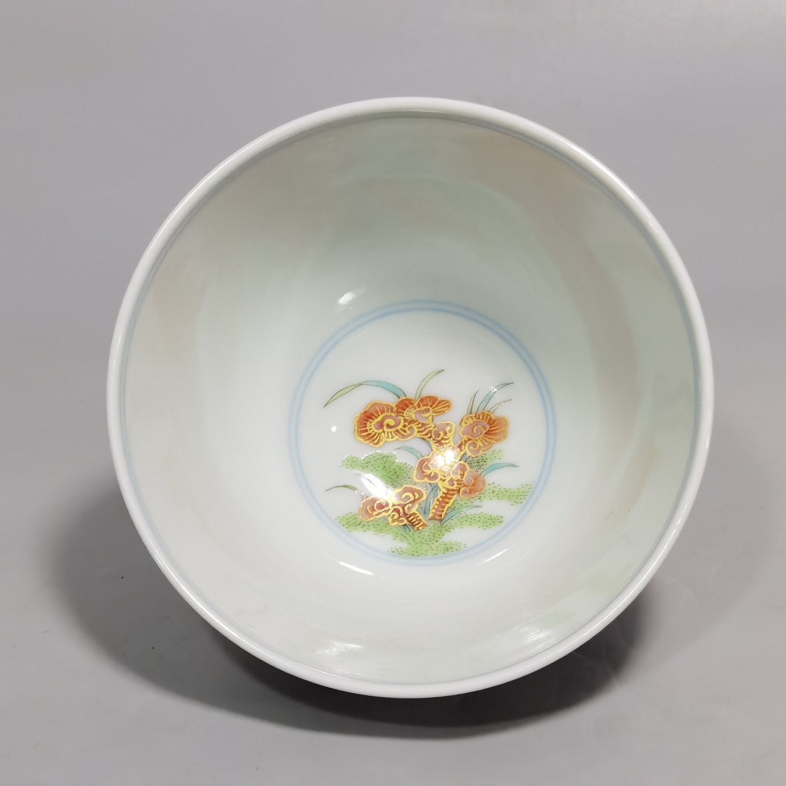 Qing Dynasty Yongzheng Pastel Bole Xiangma picture and poem with chicken heart cup