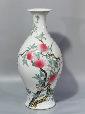 Qing Dynasty Yongzheng pastel eight peach and five blessing olive bottles
