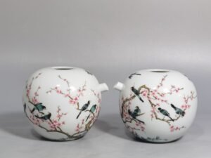 Qing Dynasty Yongzheng pastel ten magpies climbing plum blossom water drops meaning happy month