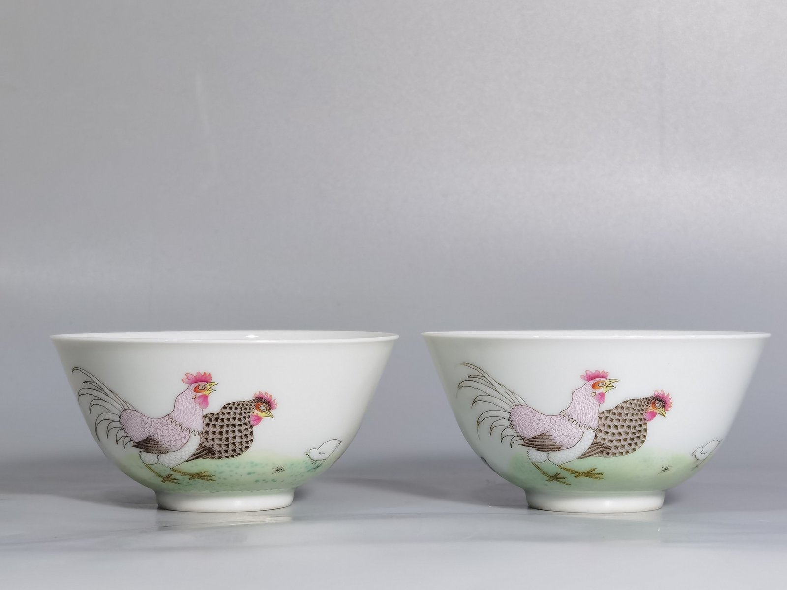 Qing Dynasty Yongzheng a pastel chicken cup with a lucky picture meaning good luck