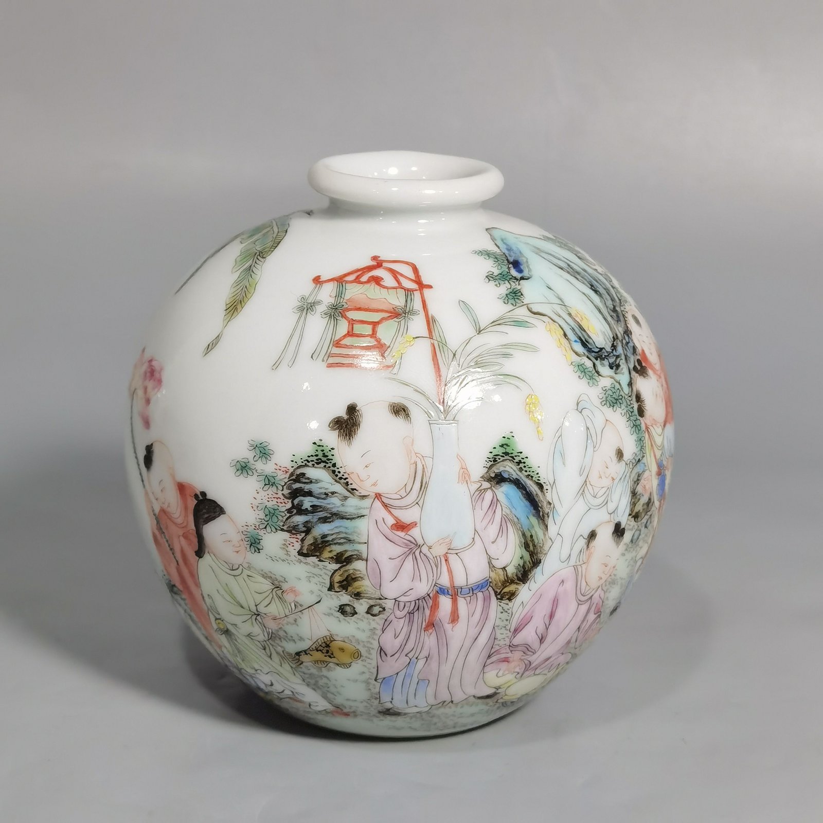Qing Dynasty Yongzheng Pastel pomegranate statue with baby playing
