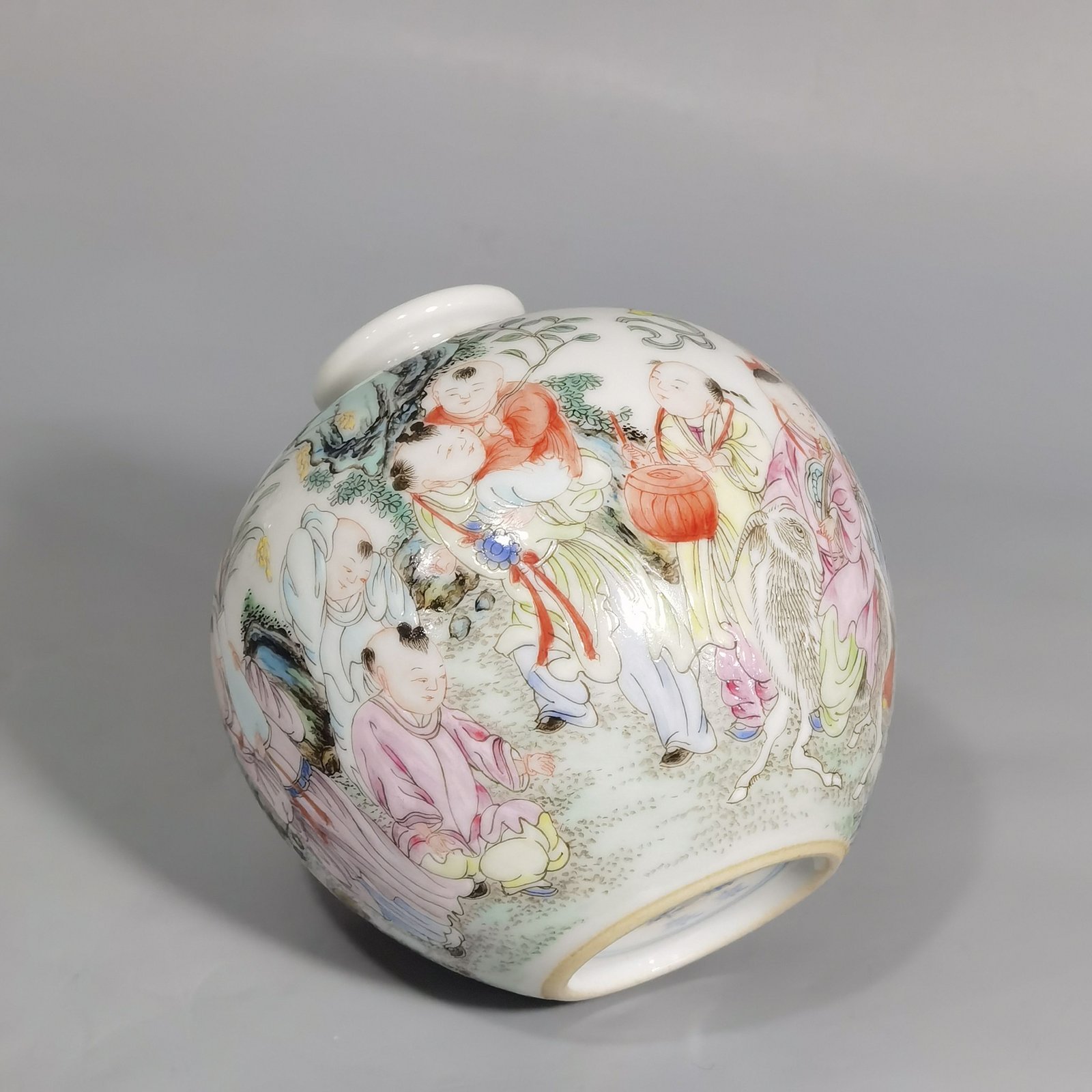 Qing Dynasty Yongzheng Pastel pomegranate statue with baby playing