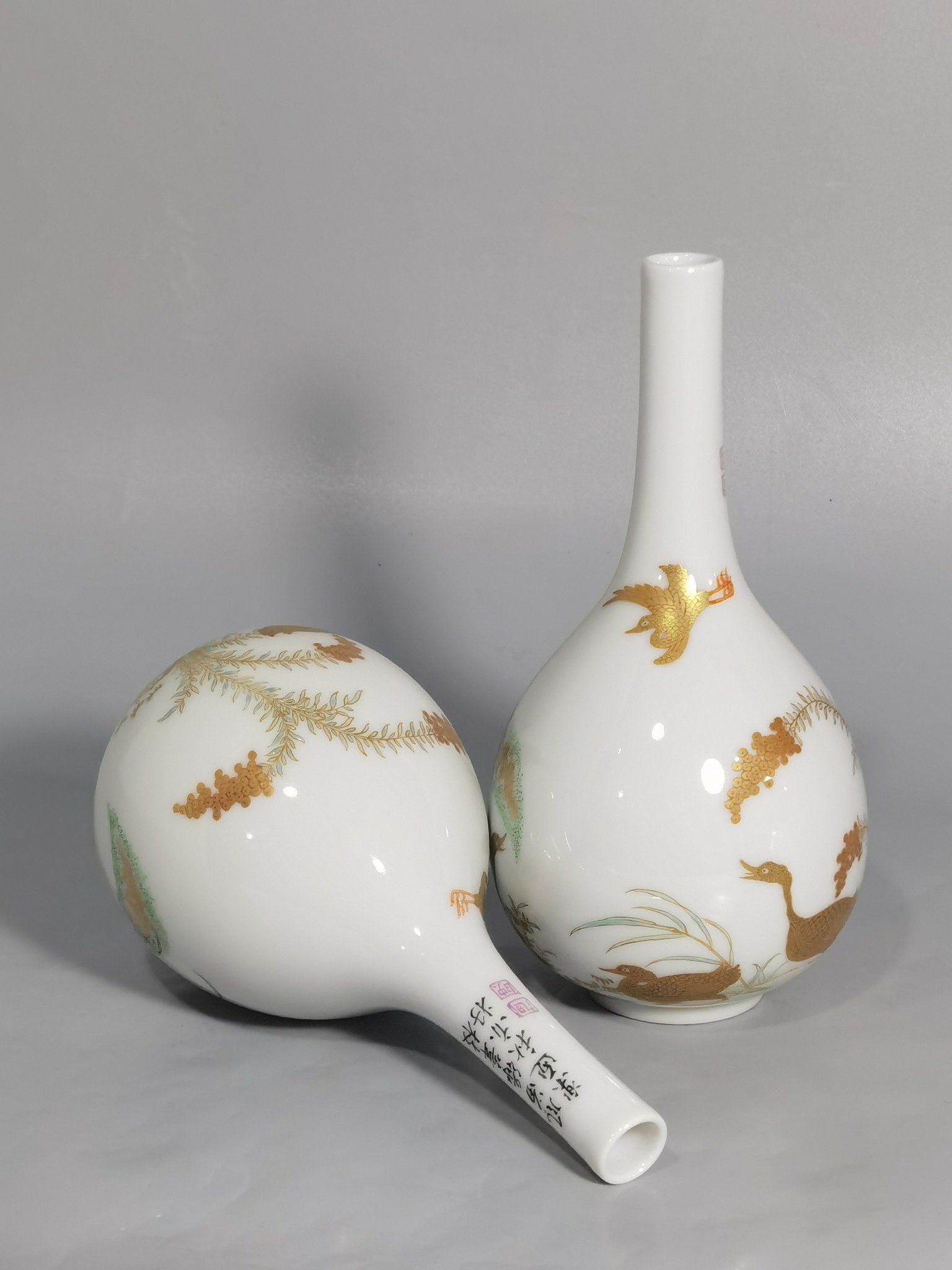 Qing Dynasty Yongzheng Pastel gold painted vase with poems written on wild geese and reeds