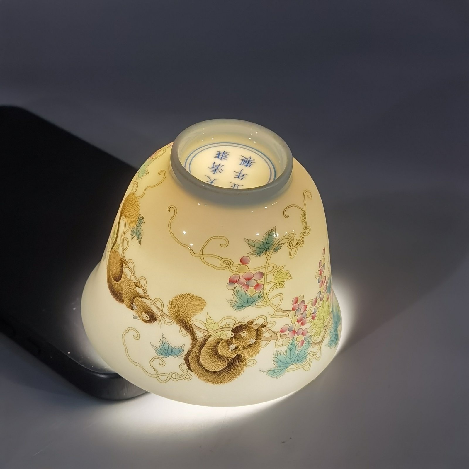 Qing Dynasty Yongzheng A pair of pastel squirrel grape cups