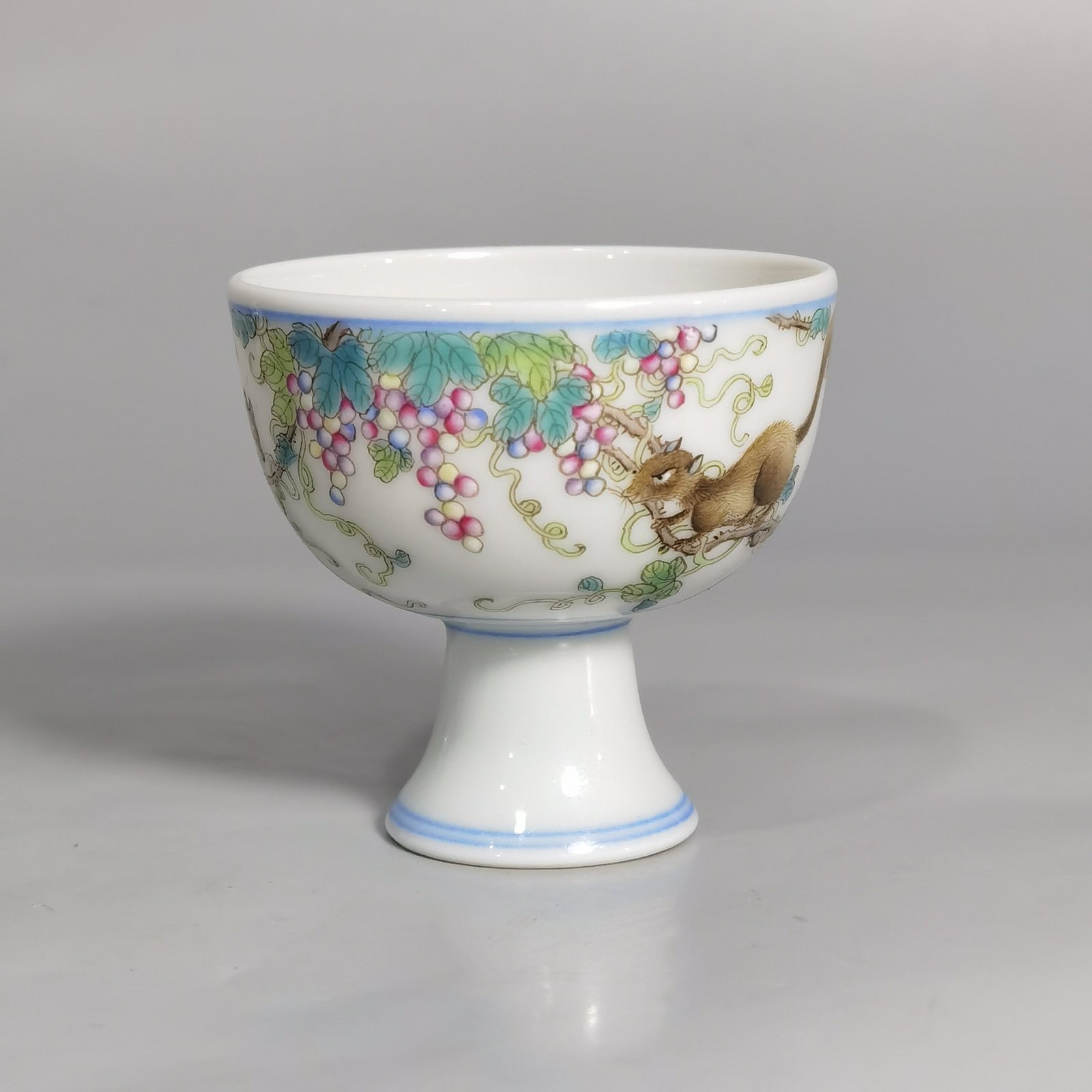 Qing Dynasty Yongzheng Pastel Squirrel Grape Goblet