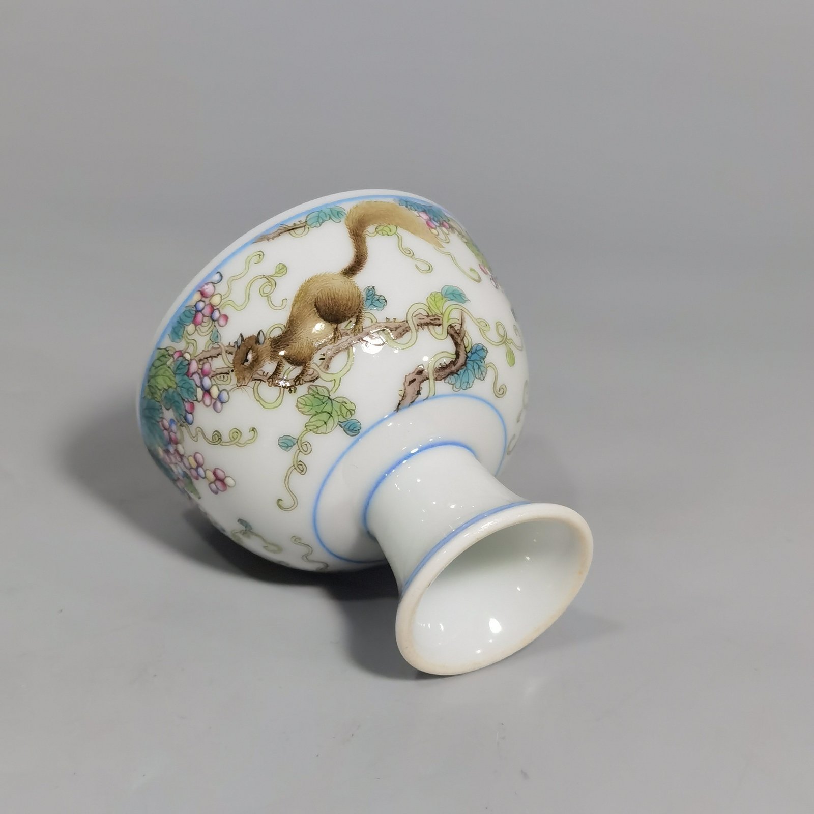 Qing Dynasty Yongzheng Pastel Squirrel Grape Goblet
