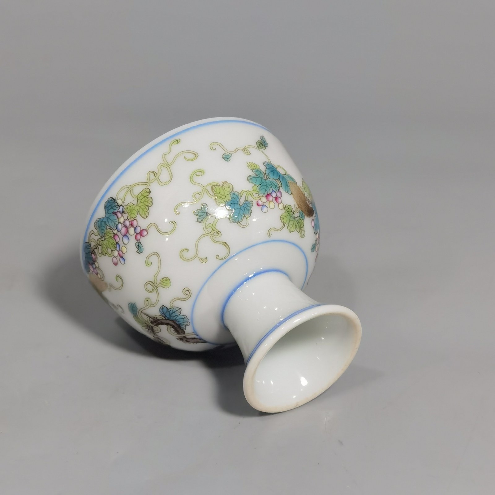 Qing Dynasty Yongzheng Pastel Squirrel Grape Goblet