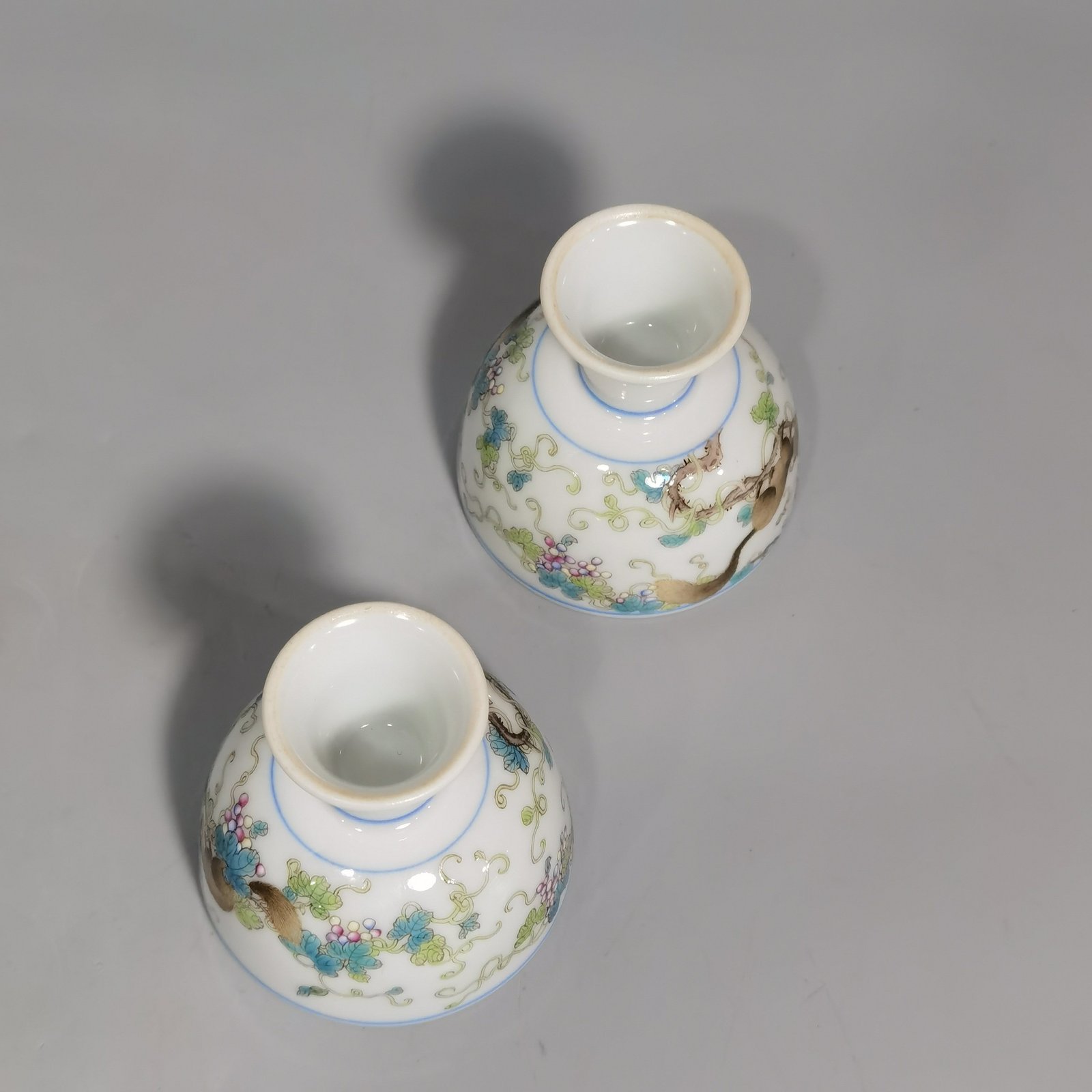 Qing Dynasty Yongzheng Pastel Squirrel Grape Goblet