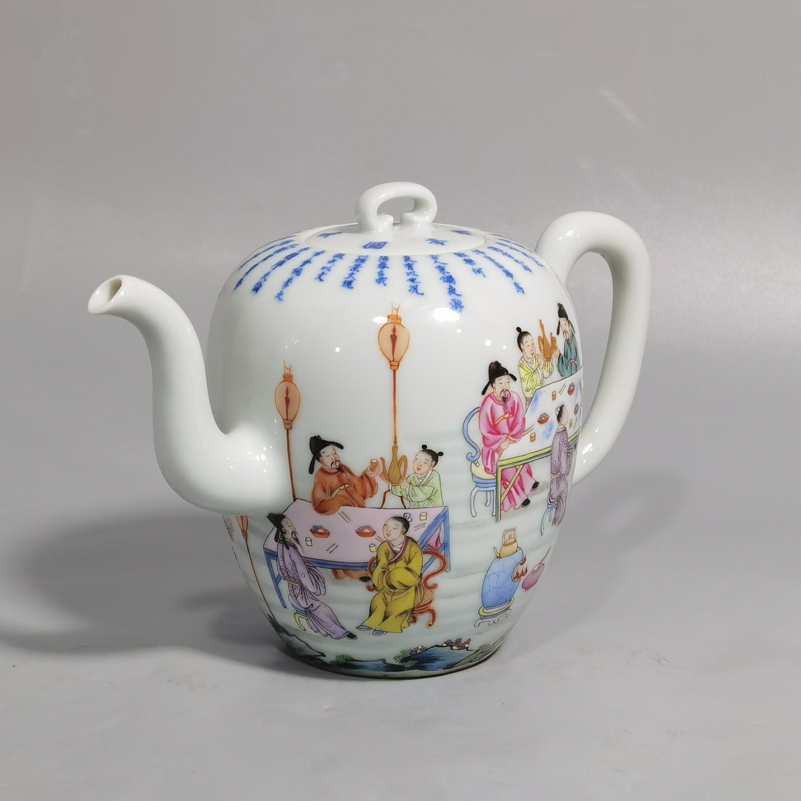 Qing Dynasty Yongzheng Pastel Peach Forest Night Banquet Poem Holding Pot