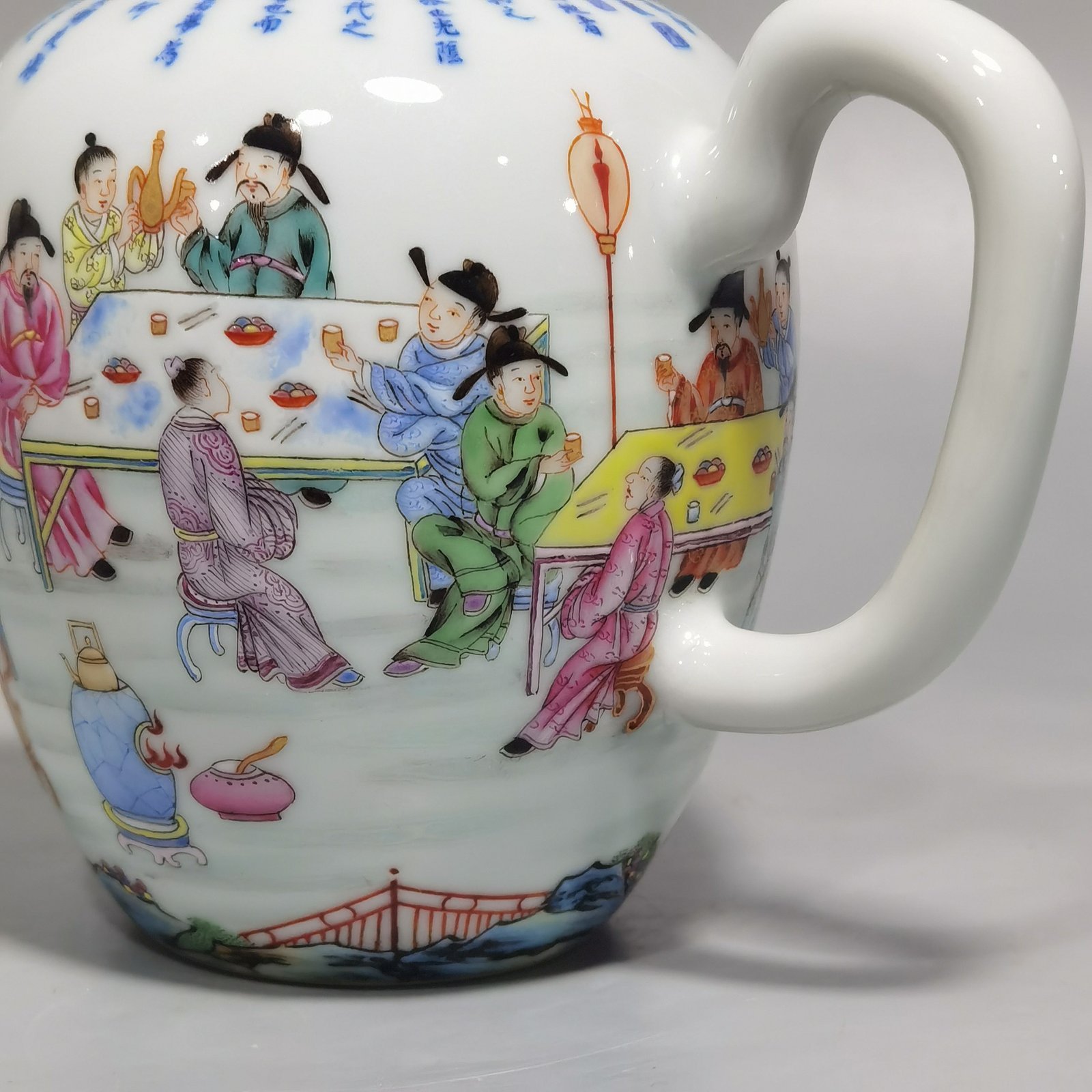 Qing Dynasty Yongzheng Pastel Peach Forest Night Banquet Poem Holding Pot