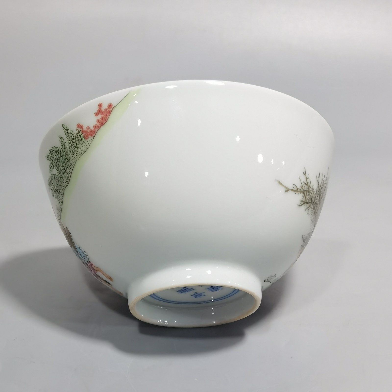 Qing Dynasty Yongzheng Pastel tea round with fairy figures