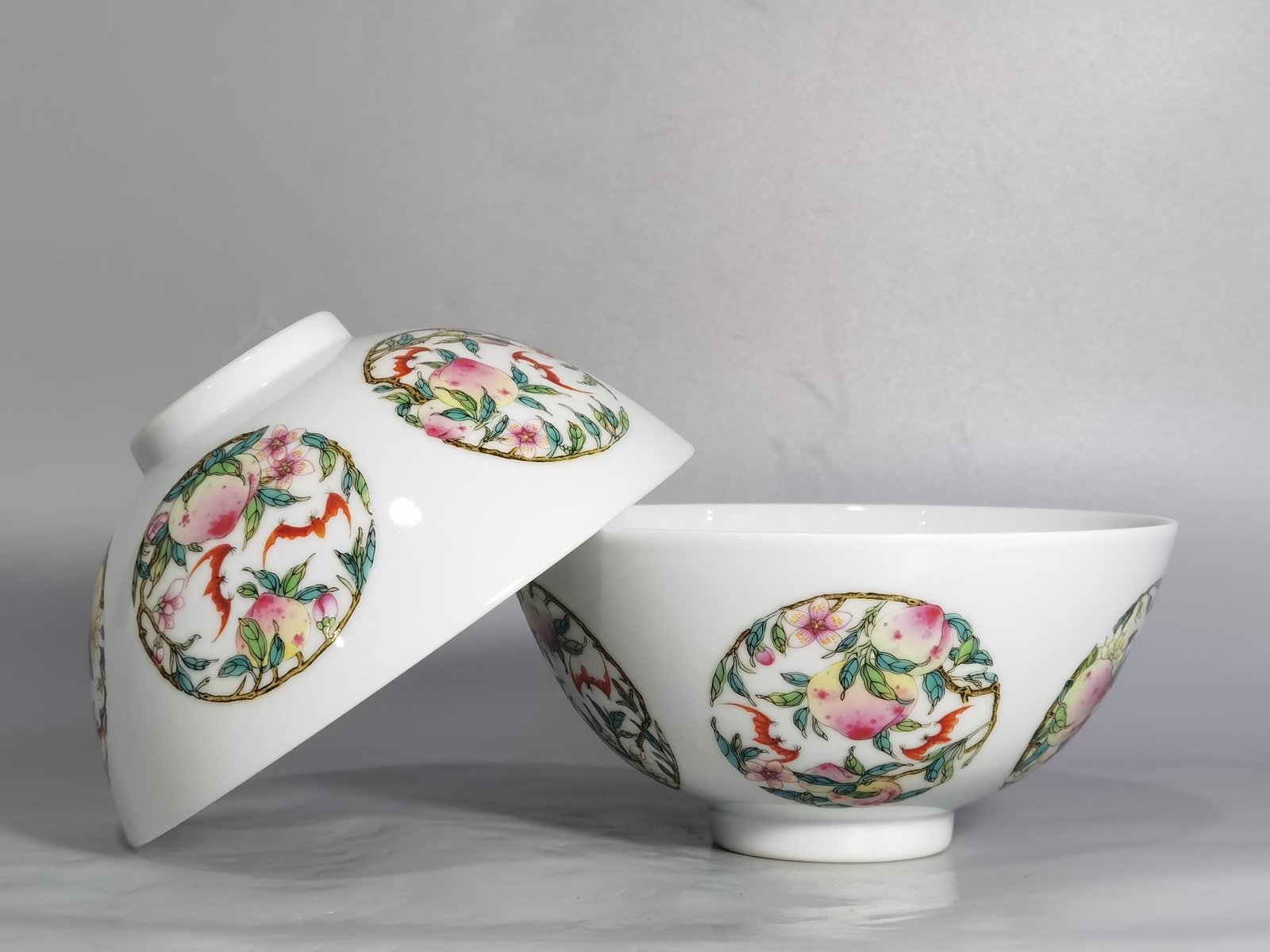 Qing Dynasty Yongzheng a pair of pastel colored bowls with double patterns of happiness and longevity