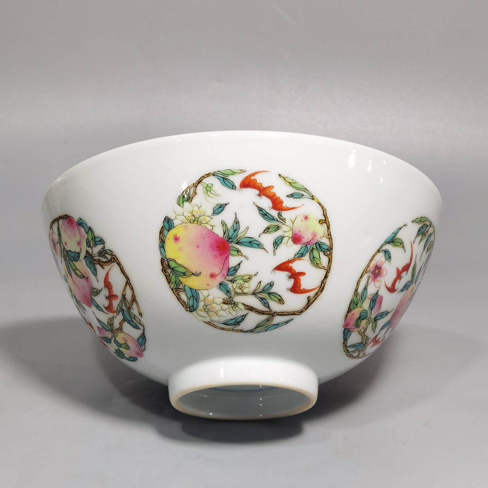 Qing Dynasty Yongzheng a pair of pastel colored bowls with double patterns of happiness and longevity