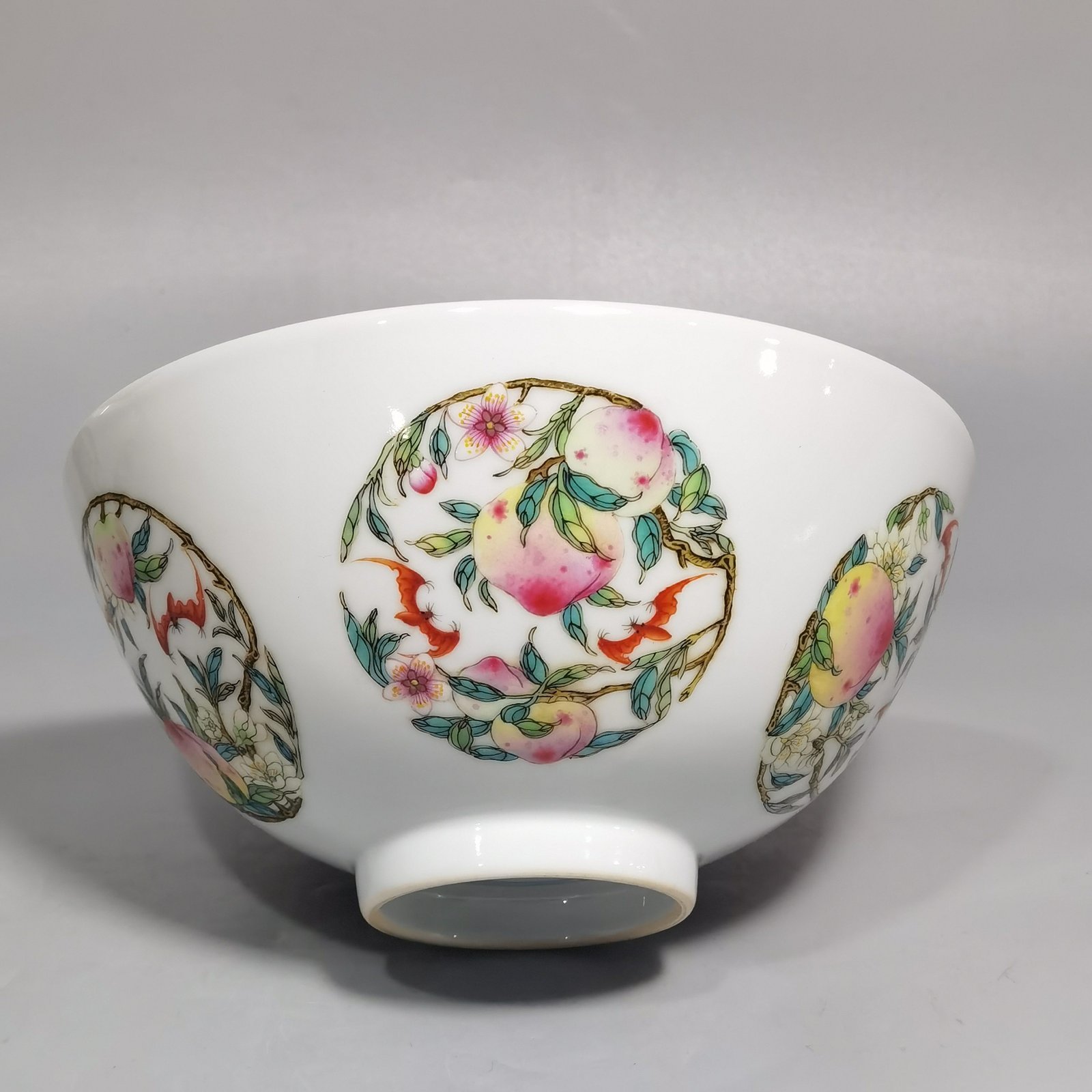 Qing Dynasty Yongzheng a pair of pastel colored bowls with double patterns of happiness and longevity
