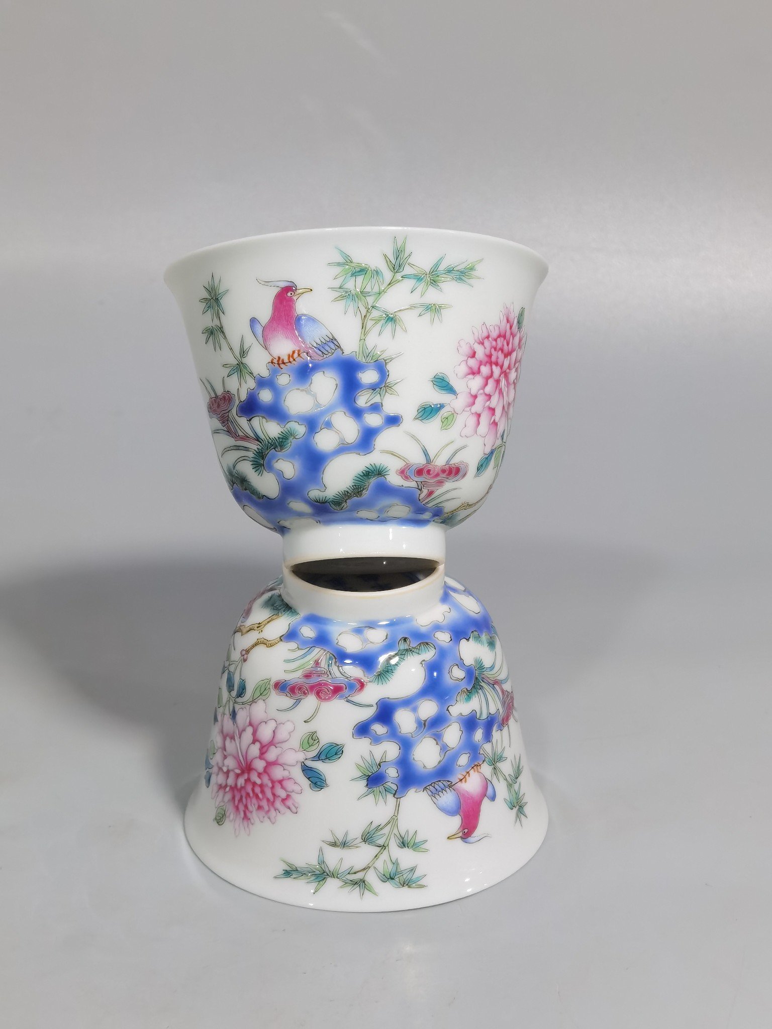Qing Dynasty Yongzheng A pair of pastel flower and bird cups