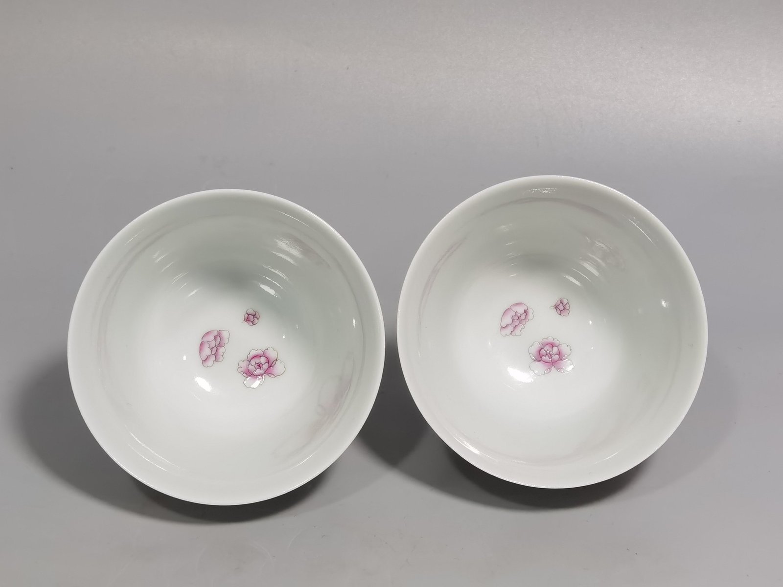 Qing Dynasty Yongzheng Pastel poetic marigold plum pattern cup