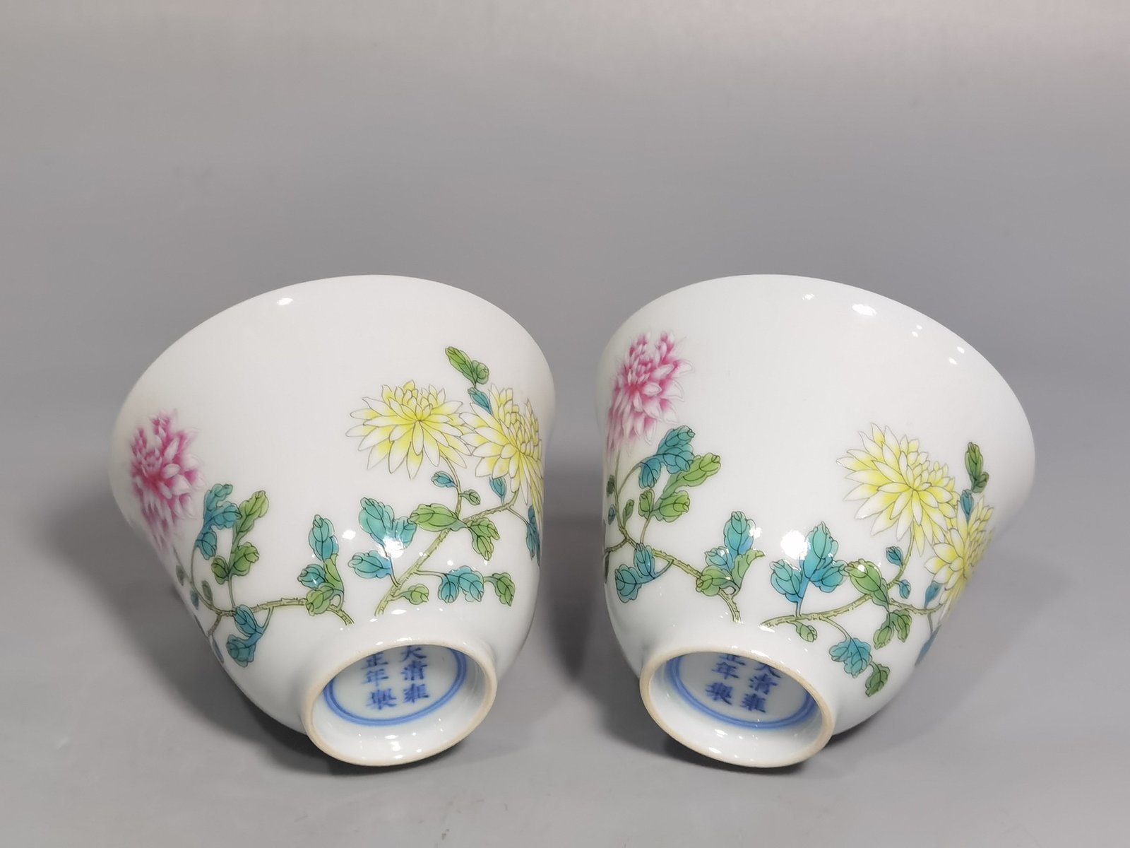 Qing Dynasty Yongzheng Pastel poetic marigold plum pattern cup