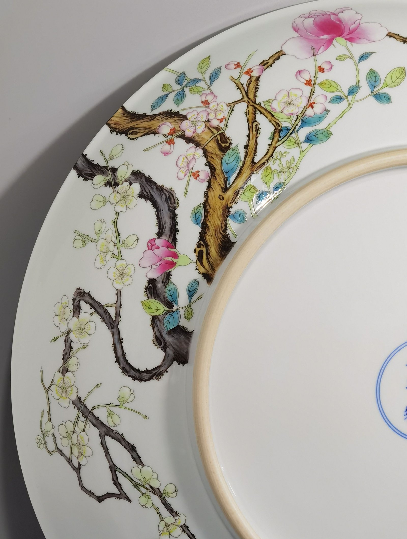 Qing Dynasty Yongzheng a large pastel painting with branches and wealth plate