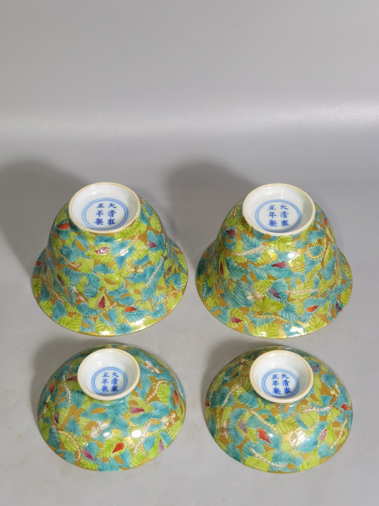 Qing Dynasty Yongzheng a pair of pink and gold spring silkworm bowls