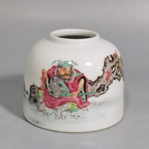 Qing Dynasty Yongzheng famille rose Zhongkui Nafu horseshoe statue