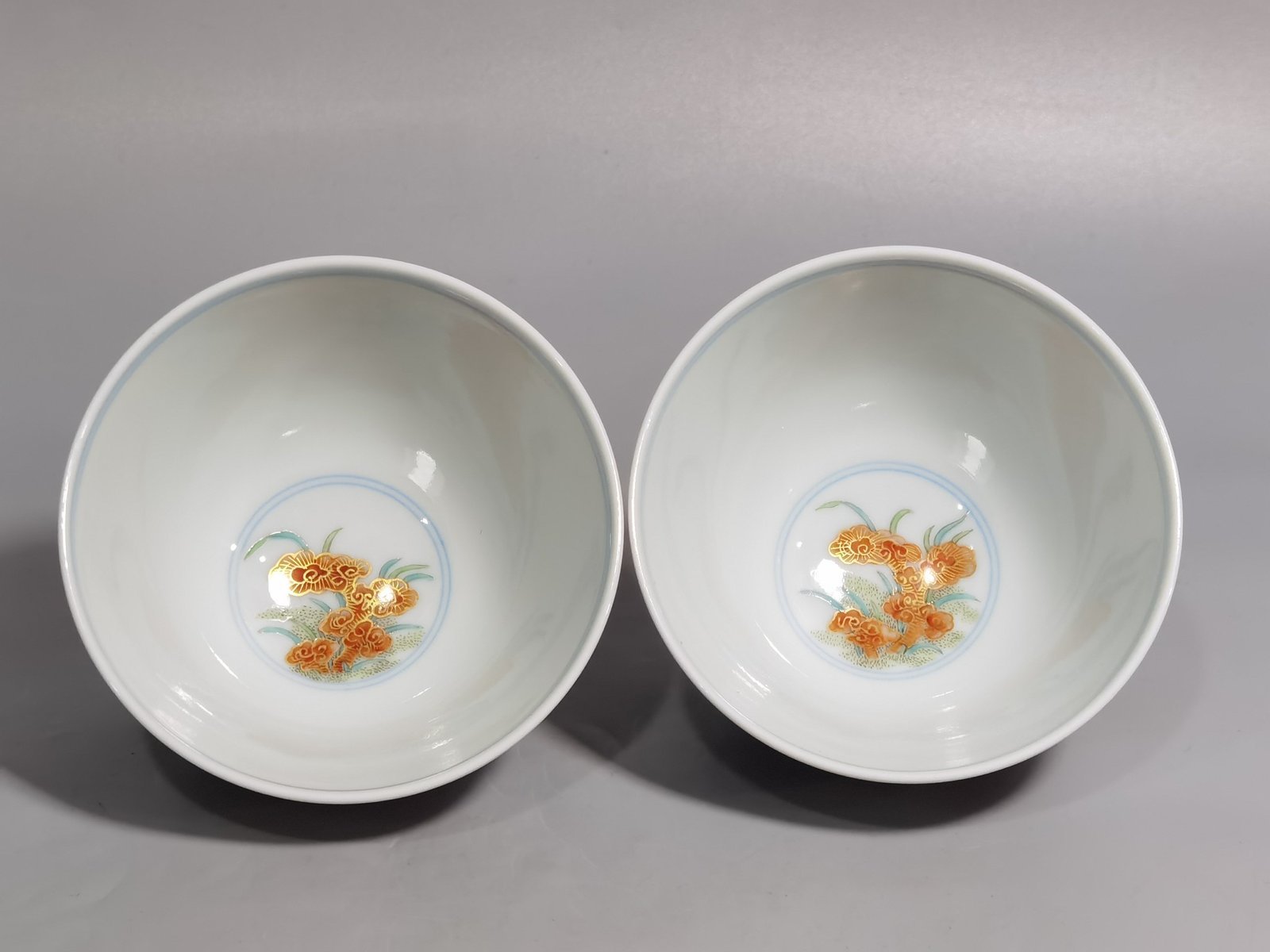 Qing Dynasty Yongzheng Pastel Gaoshi pattern chicken heart cup