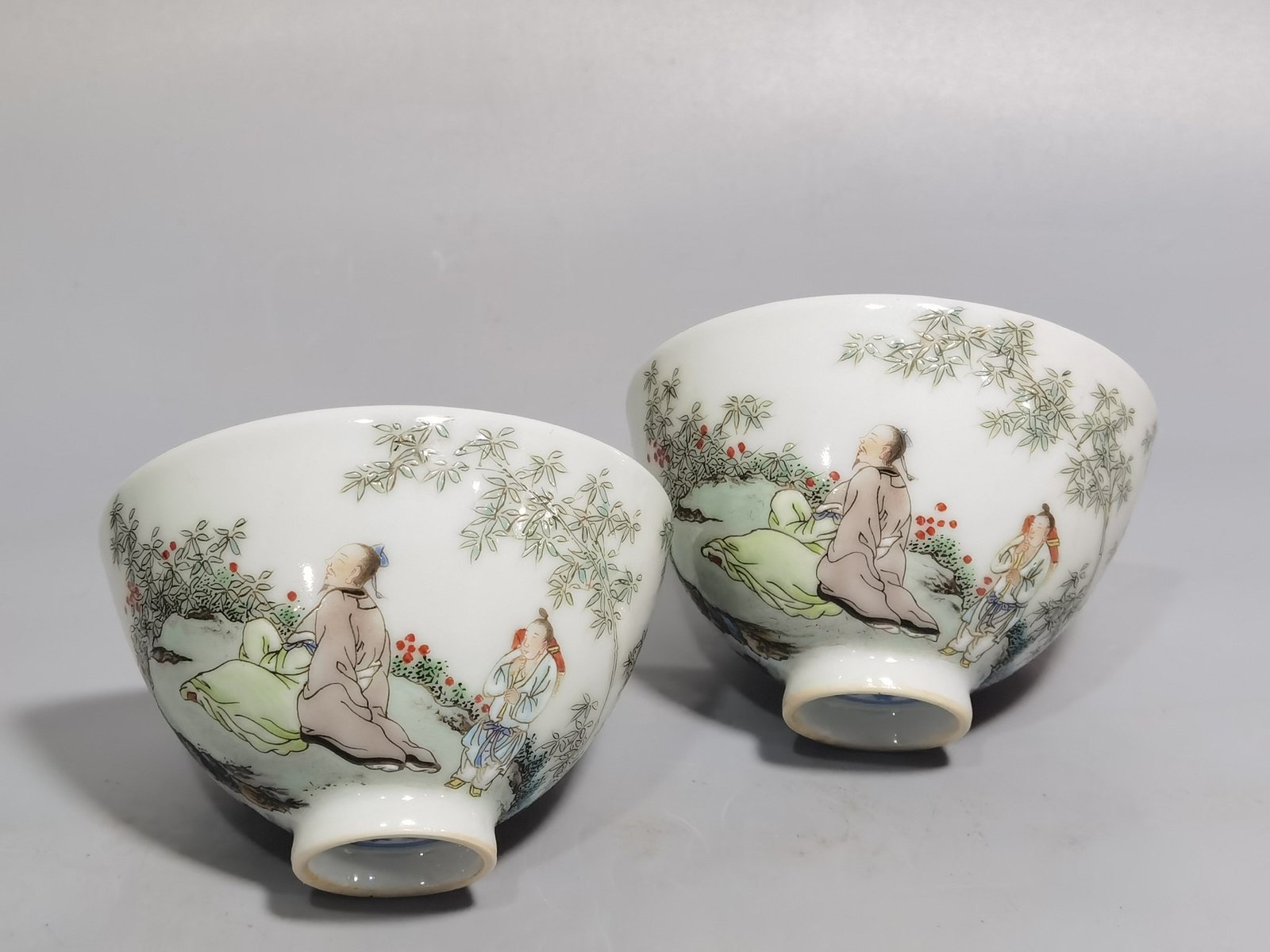 Qing Dynasty Yongzheng a pastel painting of Coats traveling around. Cup