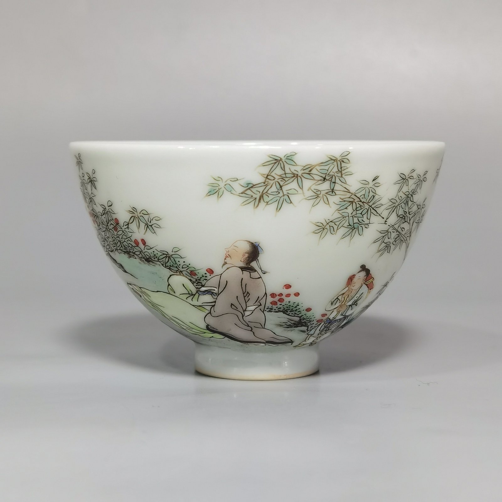 Qing Dynasty Yongzheng a pastel painting of Coats traveling around. Cup