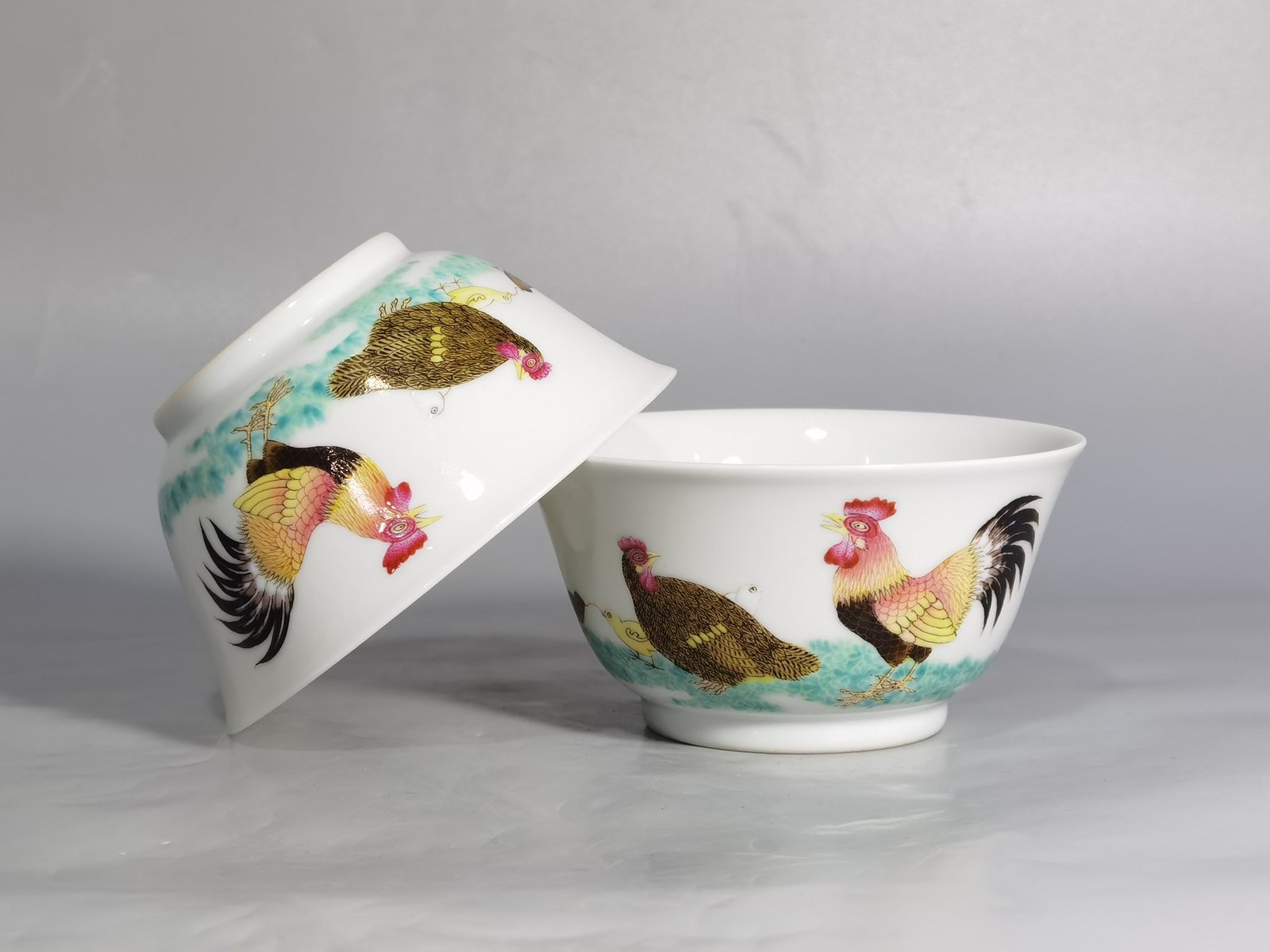 Qing Dynasty Yongzheng famille rose chicken cup