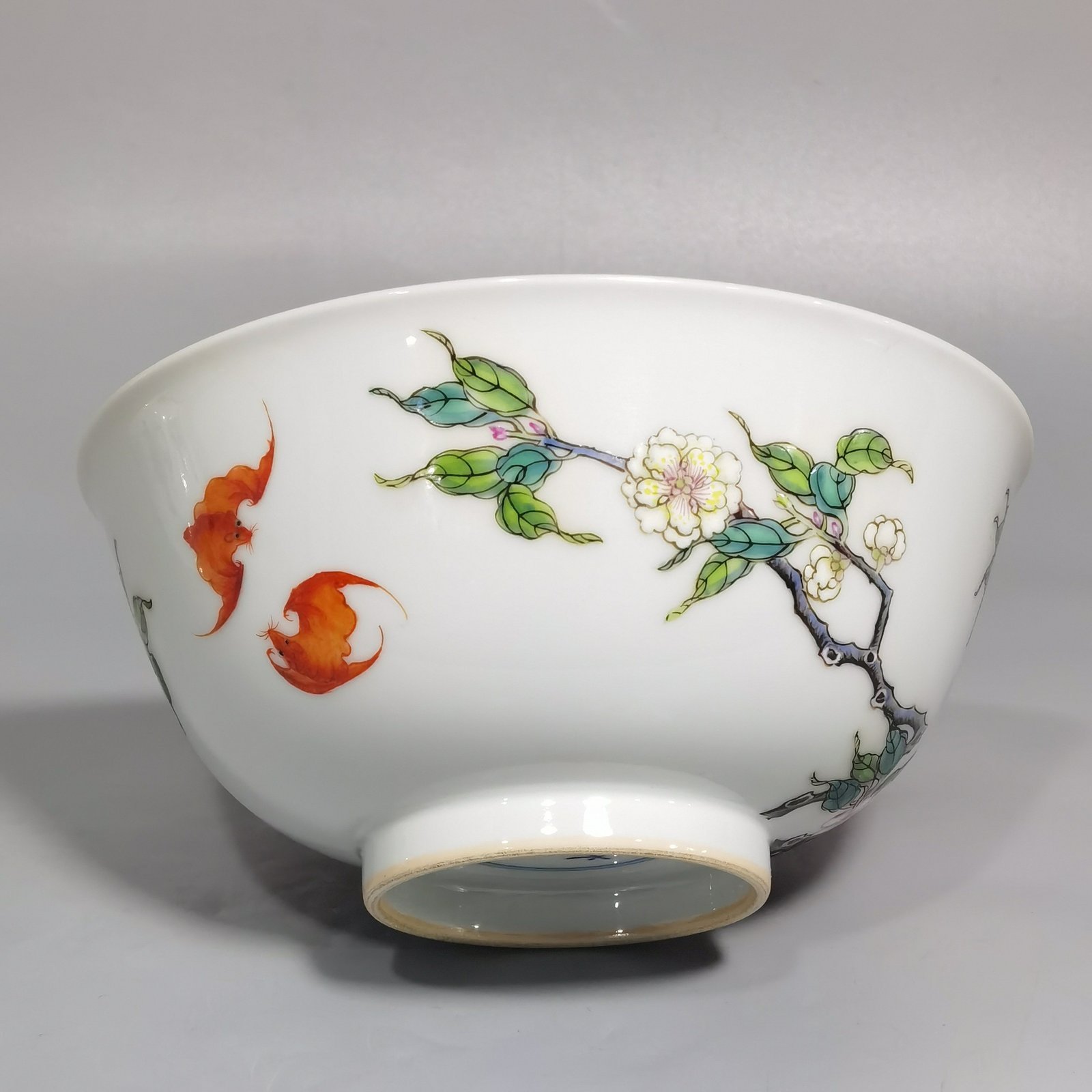Qing Dynasty Yongzheng a pair of pastel famille rose bowls