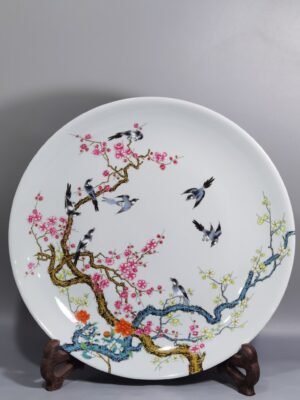 Qing Dynasty Yongzheng Pastel-painted twelve magpies ascending the plum blossoms