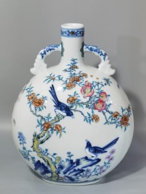 Qing Dynasty Yongzheng blue and white and pastel Anxi figure holding the moon flat vase