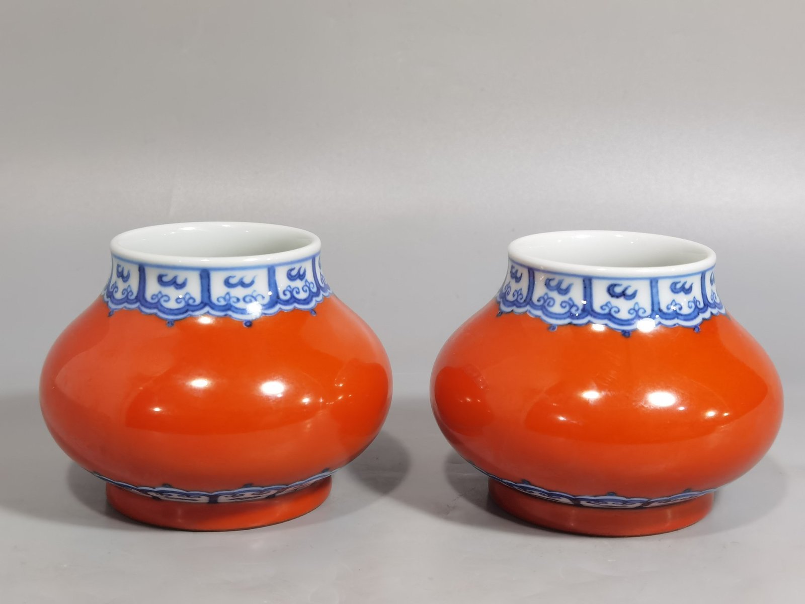 Qing Dynasty Yongzheng Blue white coral and red water bowl