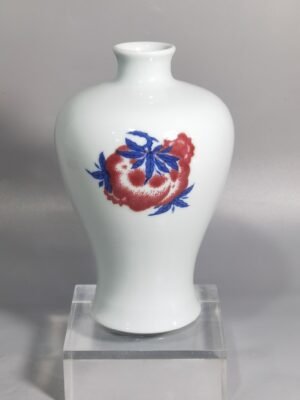 Qing Dynasty Yongzheng blue and white underglaze red plum vase