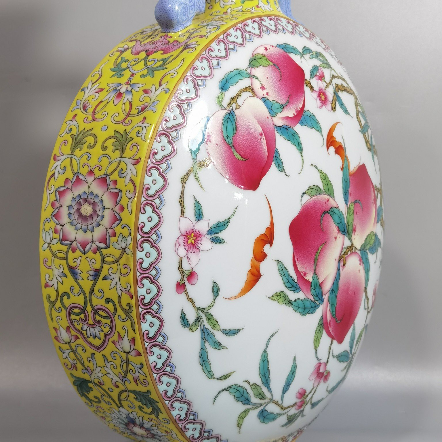 Qing Dynasty Yongzheng a yellow ground pastel color with blessings and longevity wrapped
