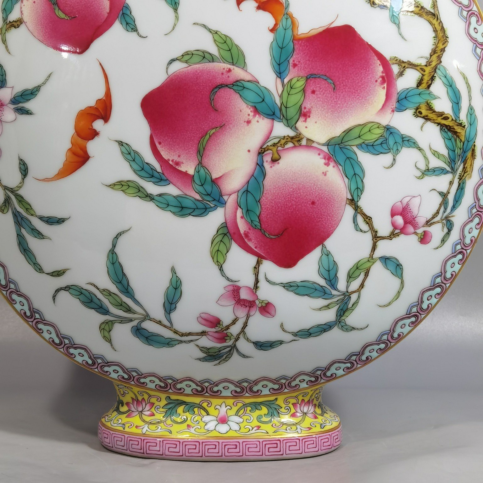 Qing Dynasty Yongzheng a yellow ground pastel color with blessings and longevity wrapped