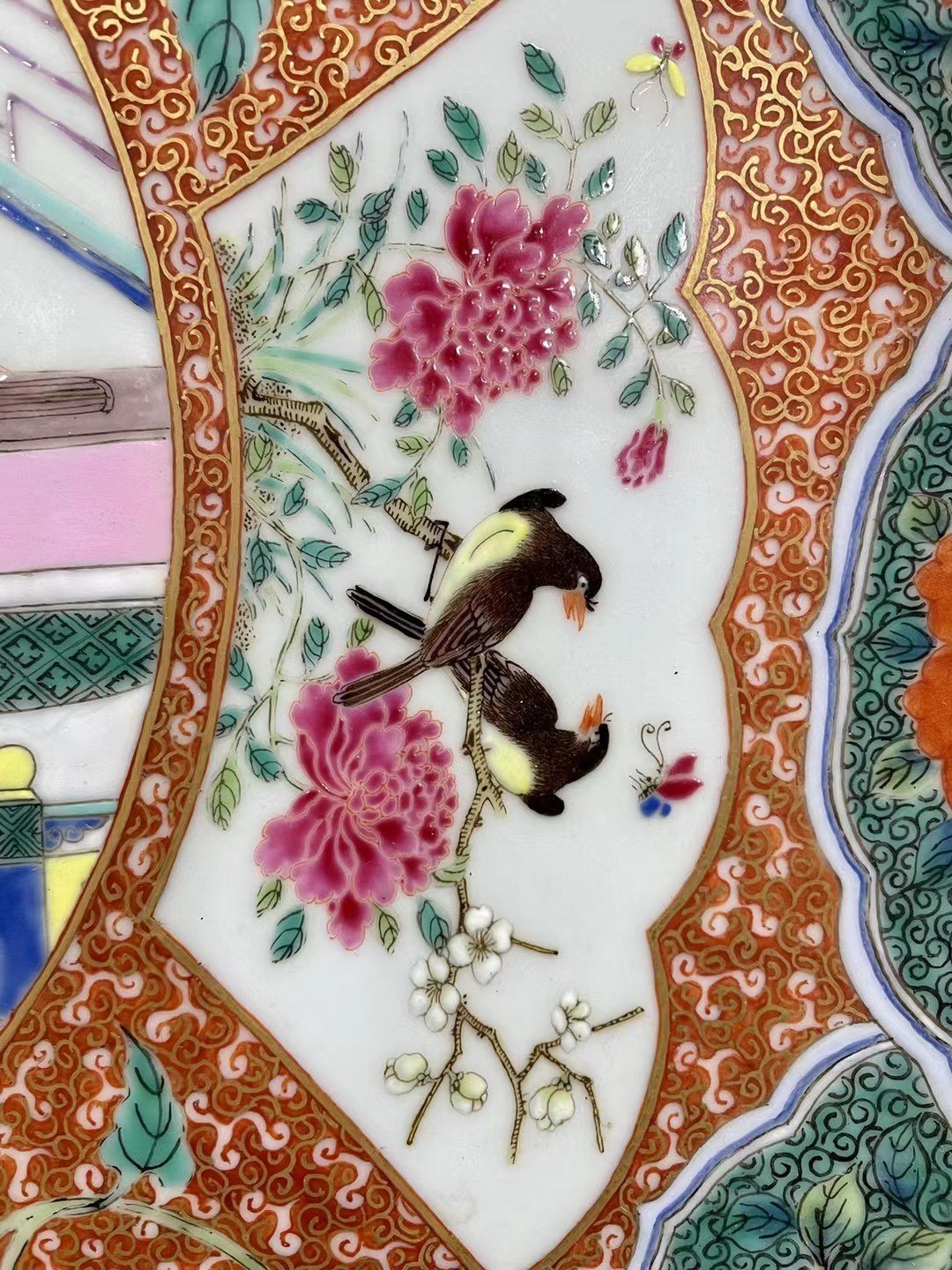 Qing Dynasty Yongzheng an enamel flower and bird dish with entwining branches and a window