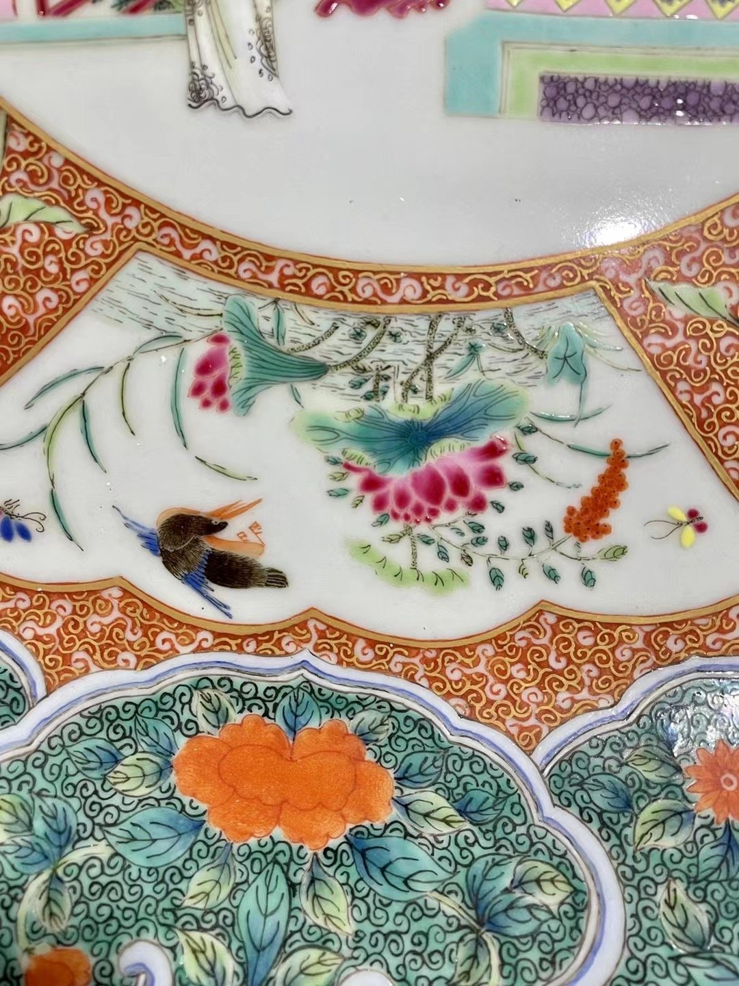Qing Dynasty Yongzheng an enamel flower and bird dish with entwining branches and a window