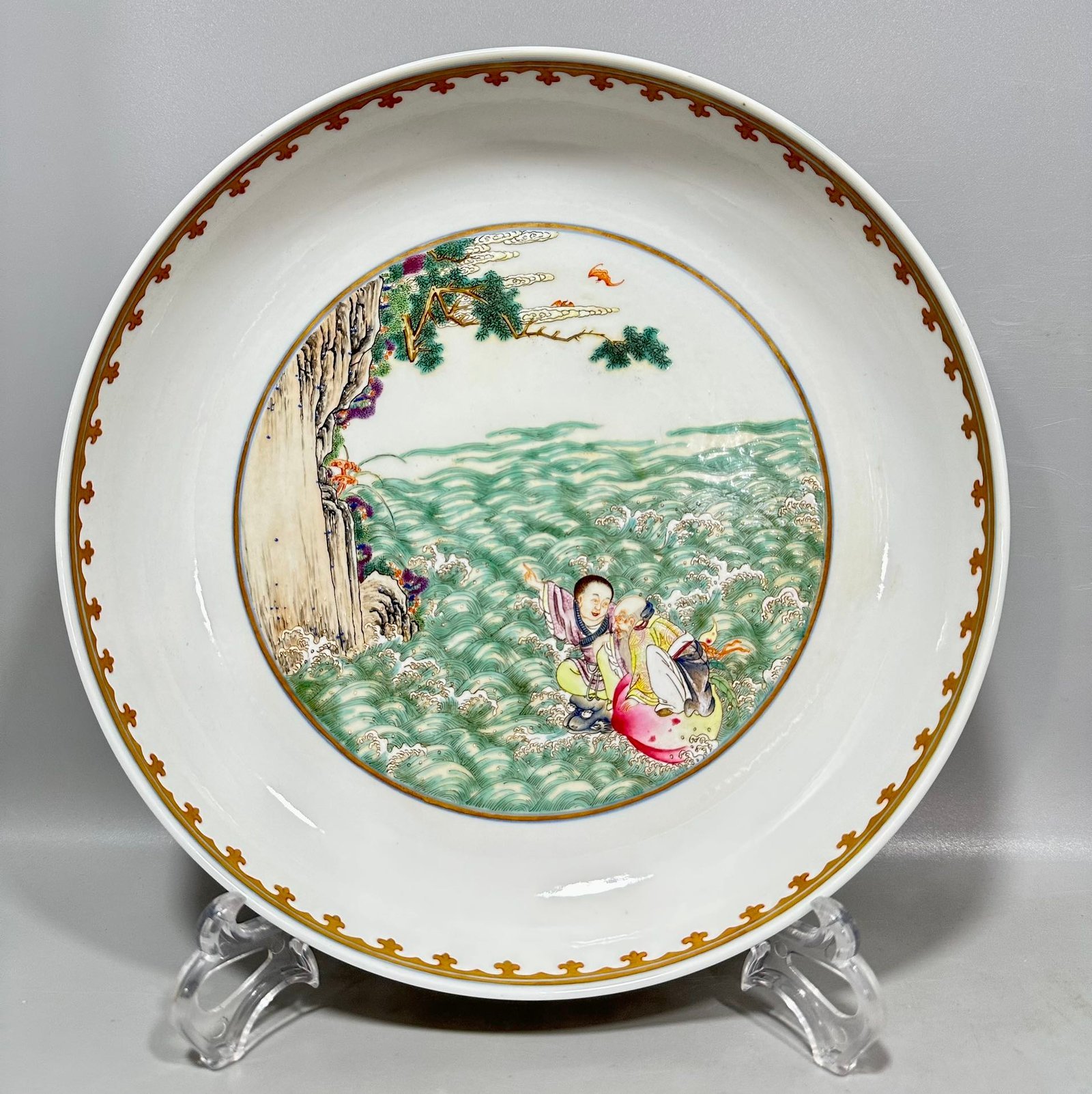 Qing Dynasty Yongzheng pastel flowers and birds painted with figures