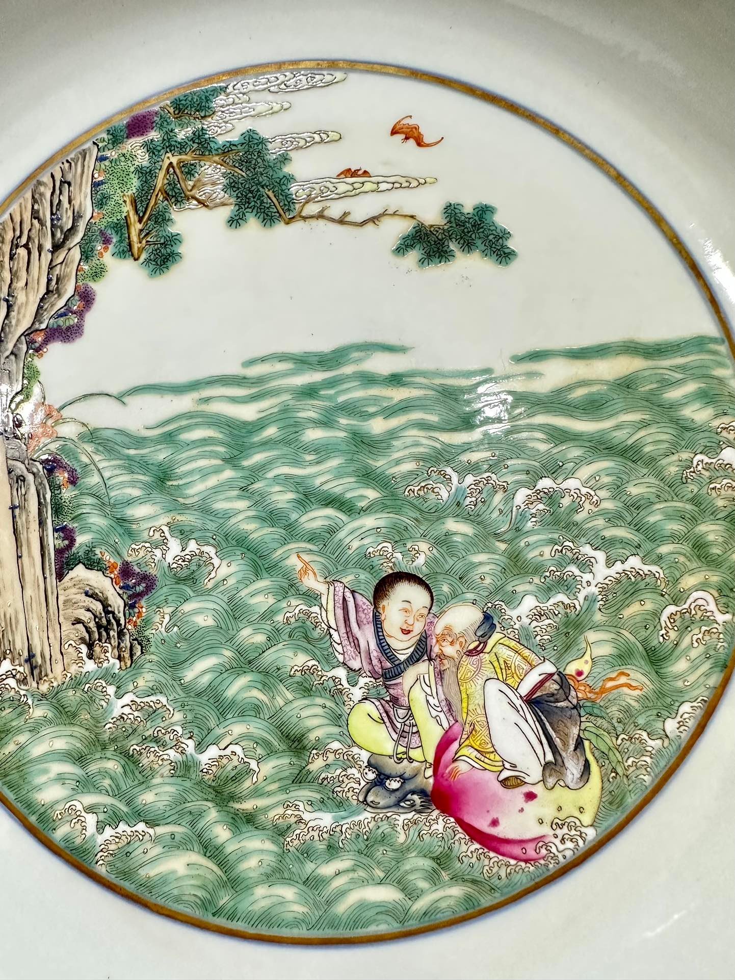 Qing Dynasty Yongzheng pastel flowers and birds painted with figures