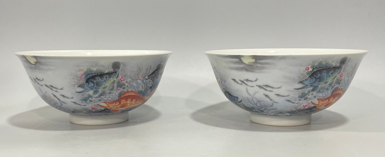Qing Dynasty Yongzheng enamel fish bowl