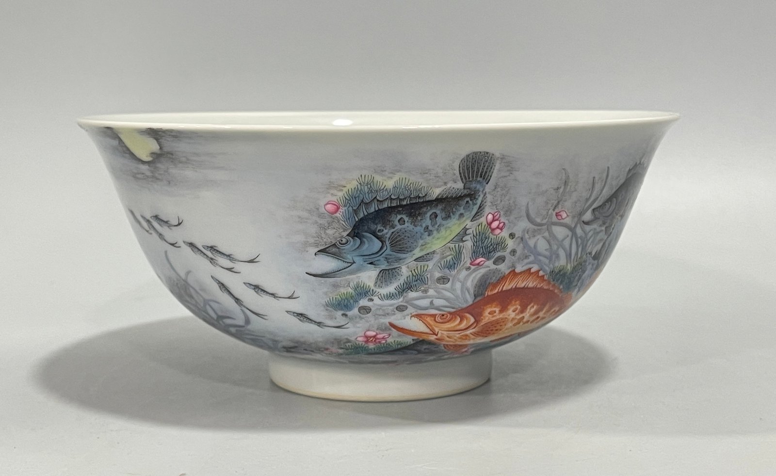 Qing Dynasty Yongzheng enamel fish bowl