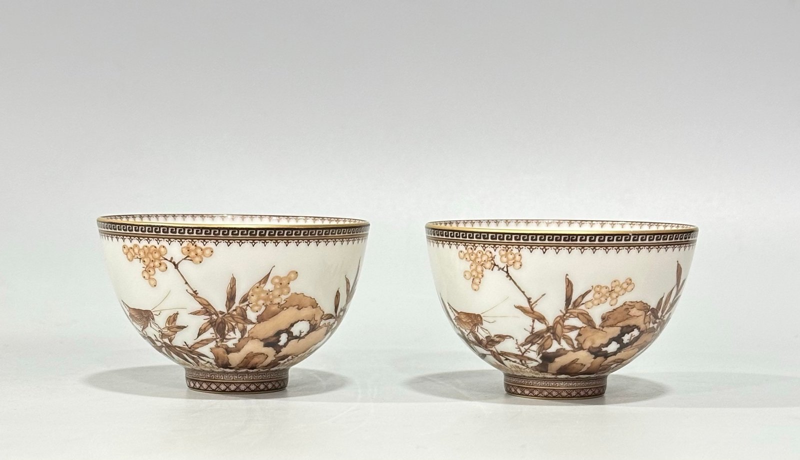 Qing Dynasty Yongzheng Ink and color gold flowers and birds poetry cup