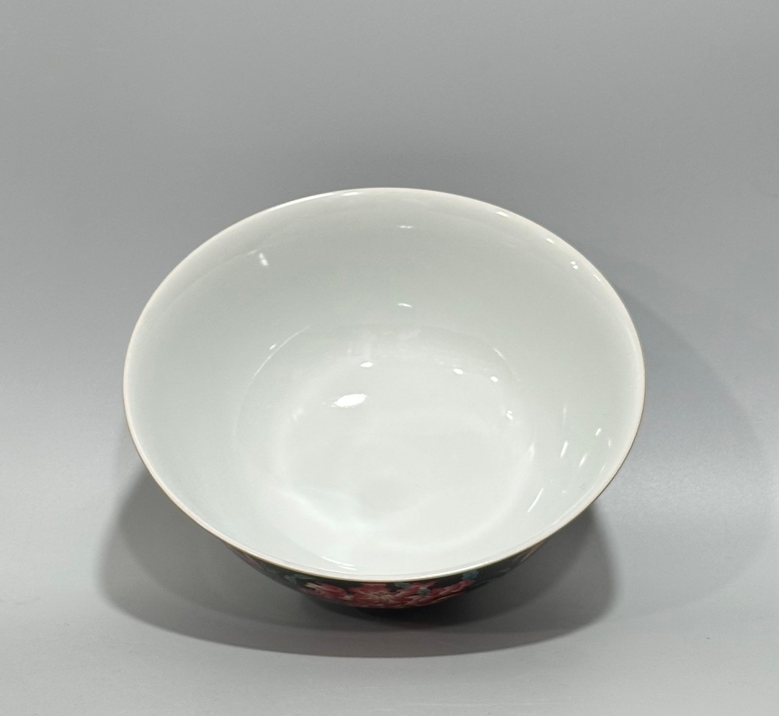 Qing Dynasty Yongzheng Enamel black gold glaze flower poetry bowl