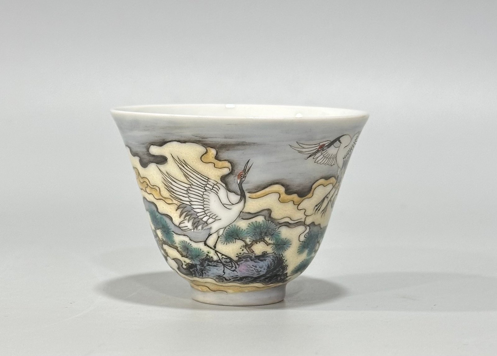 Qing Dynasty Yongzheng Enamel cup with colorful clouds bats pine and crane patterns