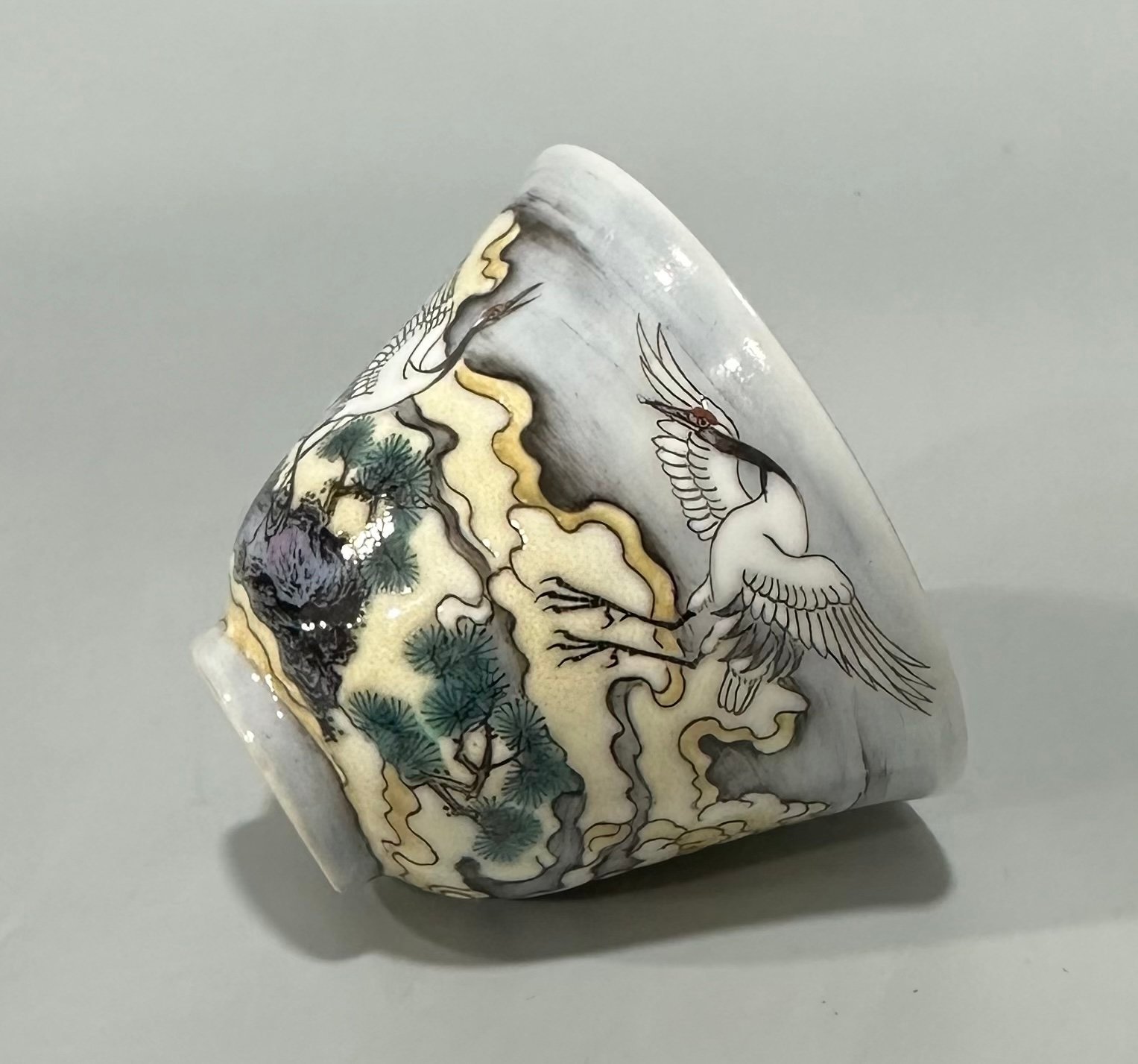 Qing Dynasty Yongzheng Enamel cup with colorful clouds bats pine and crane patterns